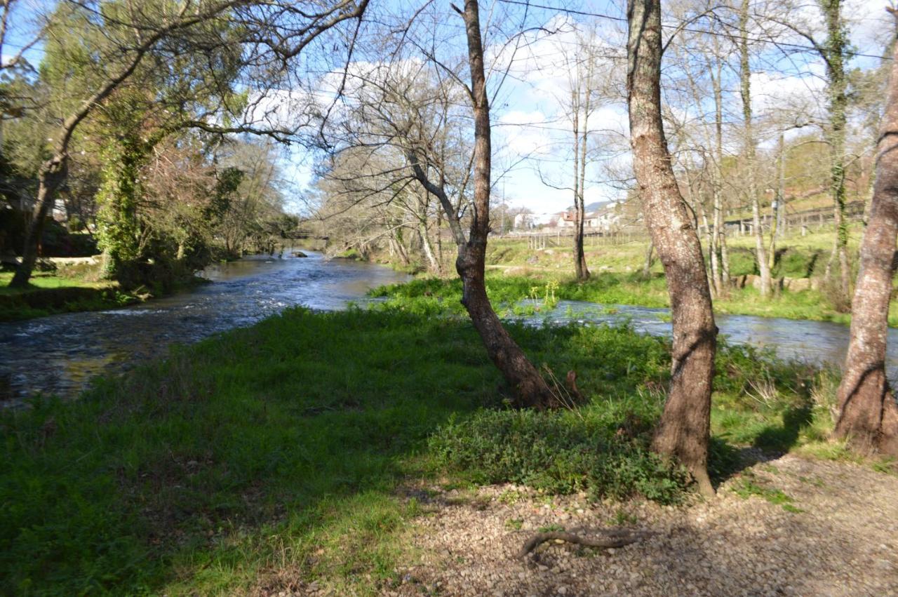 Las Palmeras Caldas De Reis Bagian luar foto